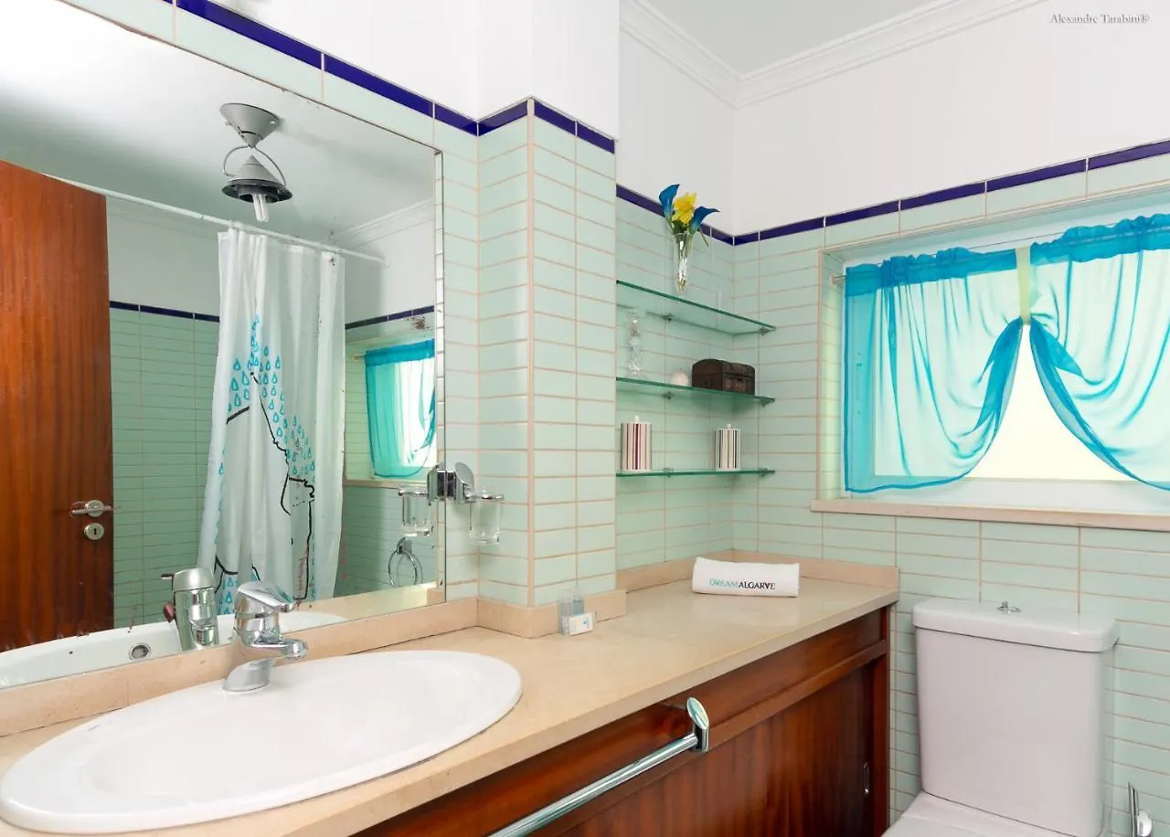 B28 - Stylish Typical House Villa Lagos Holiday home