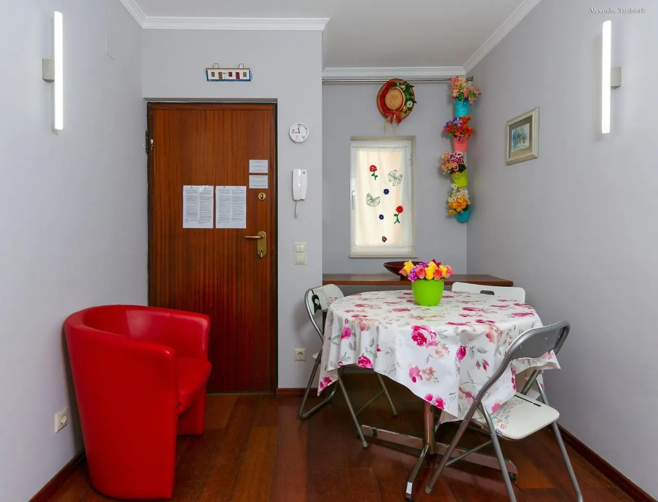 Vila B28 - Stylish Typical House Lagos 0*,
